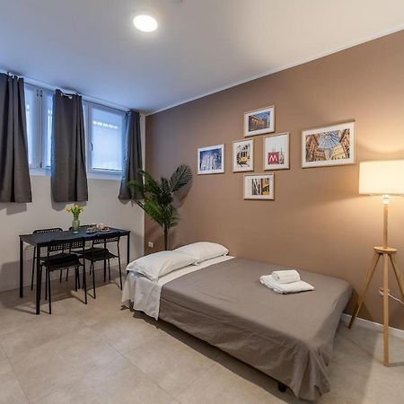 Authentic Private Flat 2 Min From Navigli Milão Exterior foto