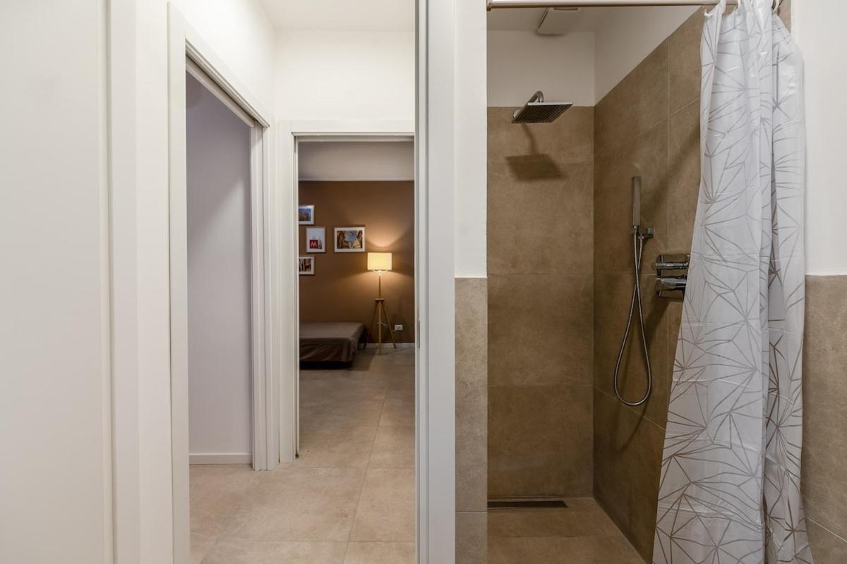 Authentic Private Flat 2 Min From Navigli Milão Exterior foto